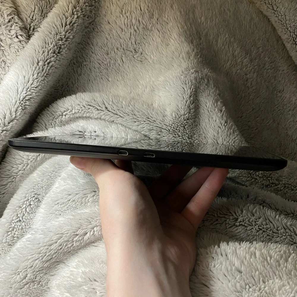 Kindle Fire HD 7” 16 GB - Picture 6 of 6